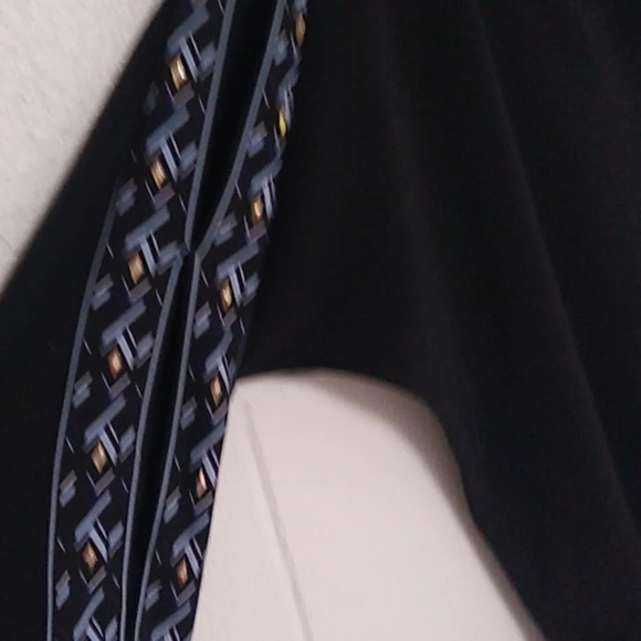 WHITE HOUSE BLACK MARKET LITTLE BLACK KNEE LENGTH DRESS, CUTOUTS, EMBROIDERY, S… - Picture 5 of 7